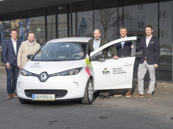 Rafael Krammer (Vogl+Co), Oliver Wieser (GF Vogl+Co), Holding-Vorstand Mark Perz, Bernhard Kappel und Sebastian Kappel (beide prime mobility).